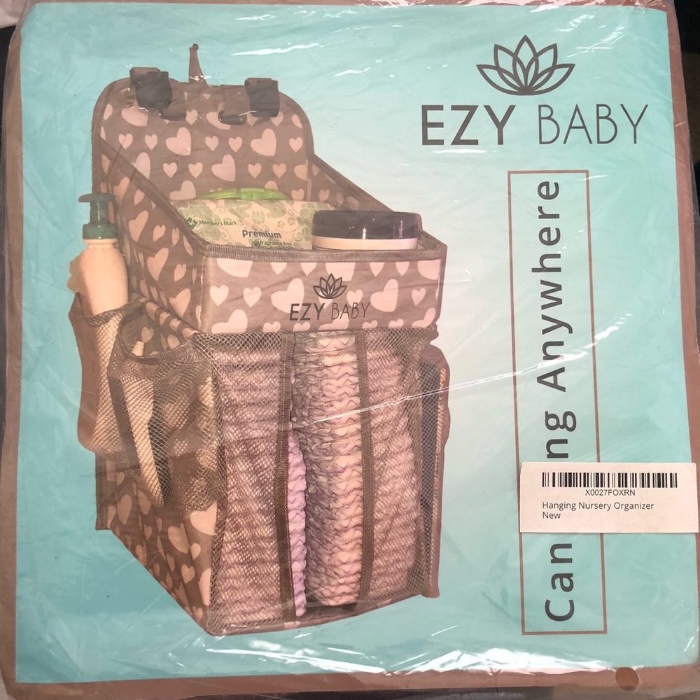 NEW Hanging nursery organizer